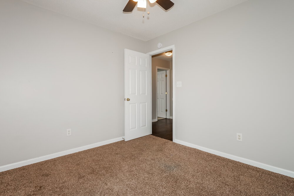 Building Photo - 10316 Cottage Oaks Dr