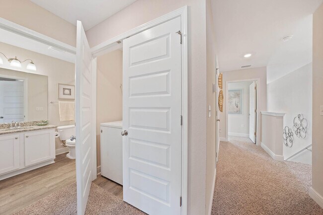 Building Photo - 37 Sandhill Pines Dr