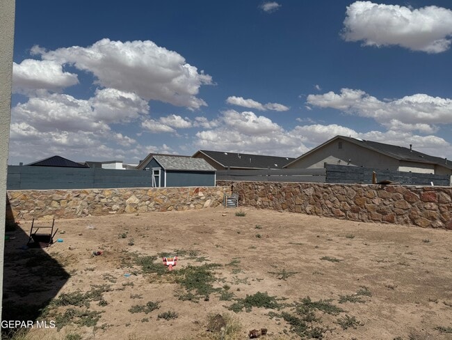 Building Photo - 2144 Purple Valley Rd