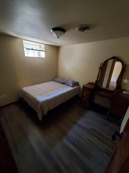 Building Photo - 145 Indiana St