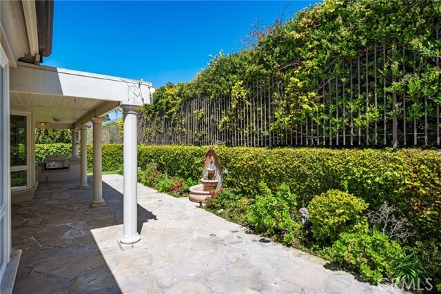 Building Photo - 408 Pso Miramar