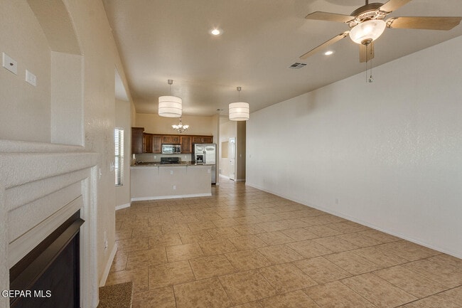 Building Photo - 5505 Ignacio Frias Dr