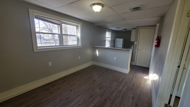 Building Photo - 23 Mechanic St