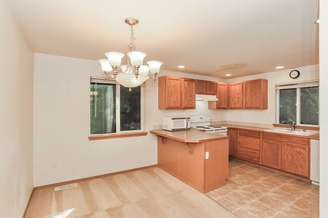 Building Photo - 7606 Berkeley Pl