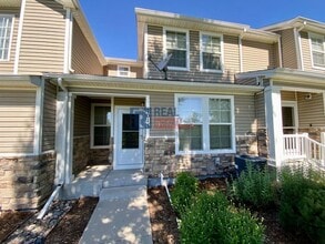 Building Photo - 7013 Red Sand Grove