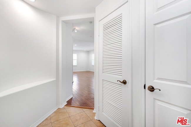 Building Photo - 13080 Pacific Promenade