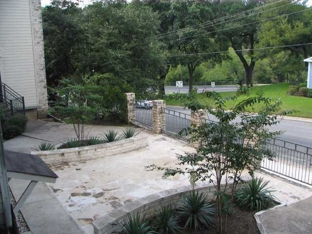 Building Photo - 2414 Longview St