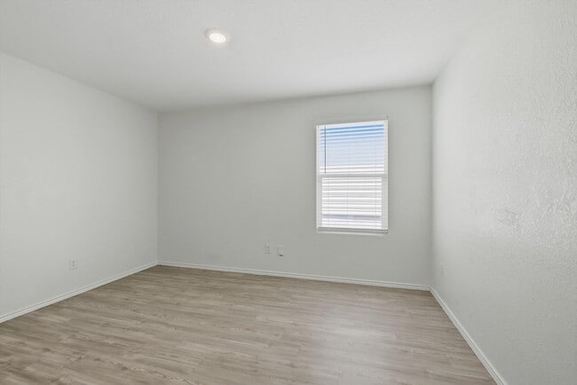 Building Photo - *Half off of the 1st months rent!*