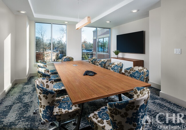 Building Photo - 101 Asheville Rd