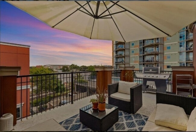 Building Photo - 1367 Branchwood Pl