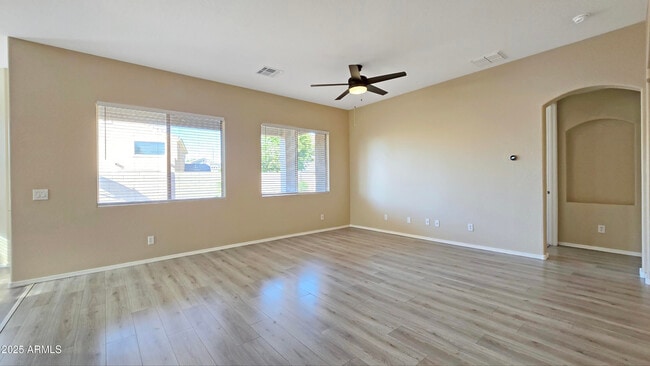 Building Photo - 13586 W Monte Vista Rd