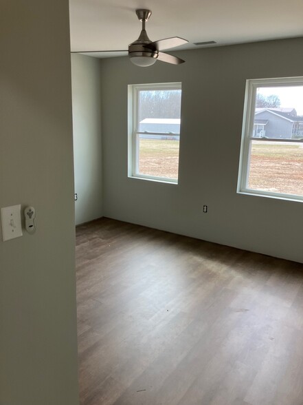 Guest Bedroom - 6845 N County Road 100 W