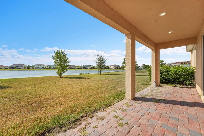 Building Photo - 13096 NW Copper Creek Dr