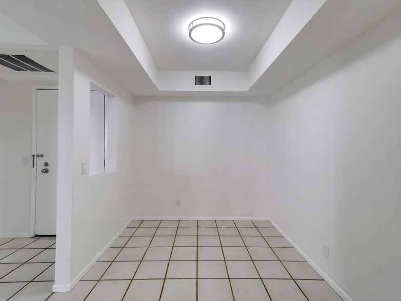 Building Photo - 1490 S Camino Real