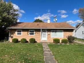 Building Photo - Newly Renovated 3 Bedroom Ranch Home