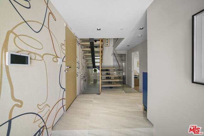 Building Photo - 1500 Ocean Dr