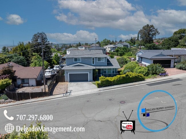 Building Photo - Benicia! Beautiful home located minutes fr...