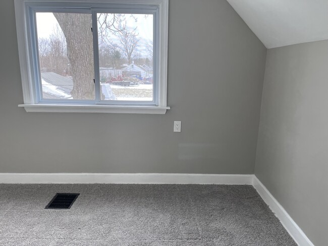 Building Photo - 3017 Kleinpell St