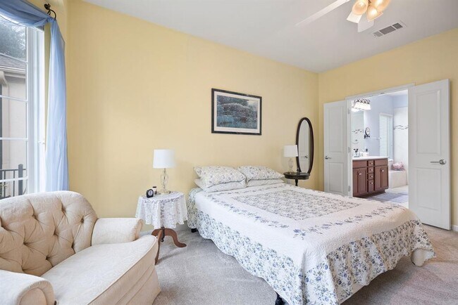 Building Photo - 103 Lake Sommerville Trail