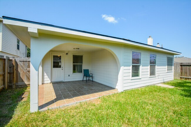 Building Photo - 7827 Talladega Springs Ln