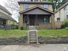 Building Photo - Five Bedroom Home - Completely Remodeled!