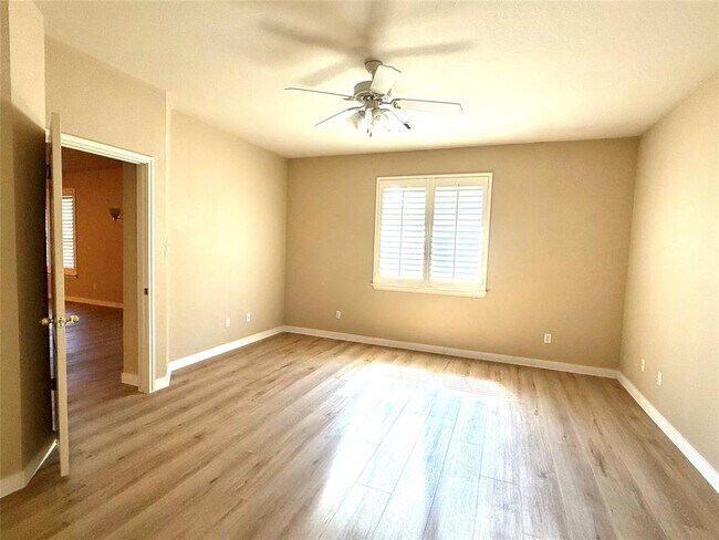 Building Photo - 1511 Freestone Dr