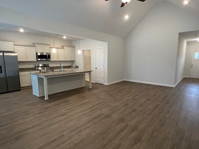 Building Photo - 1139 Bluecreek Cir