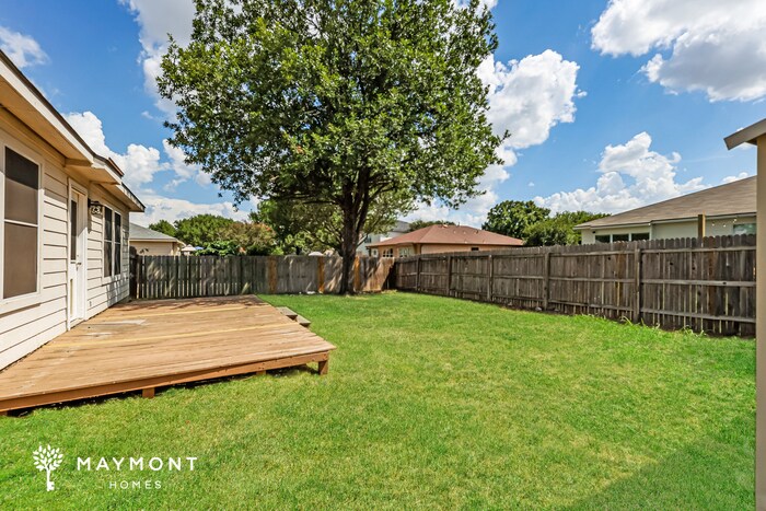 Building Photo - 15811 Borwick Ln