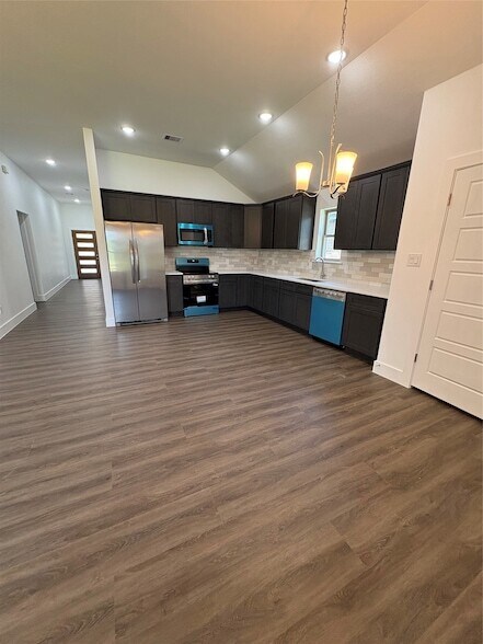 Building Photo - 13122 Lake Conroe Bay Rd