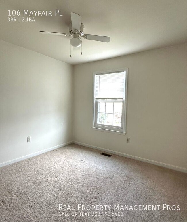 Building Photo - 106 Mayfair Pl