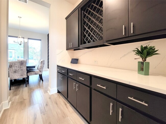 Building Photo - 13806 Friarstone Pointe Dr