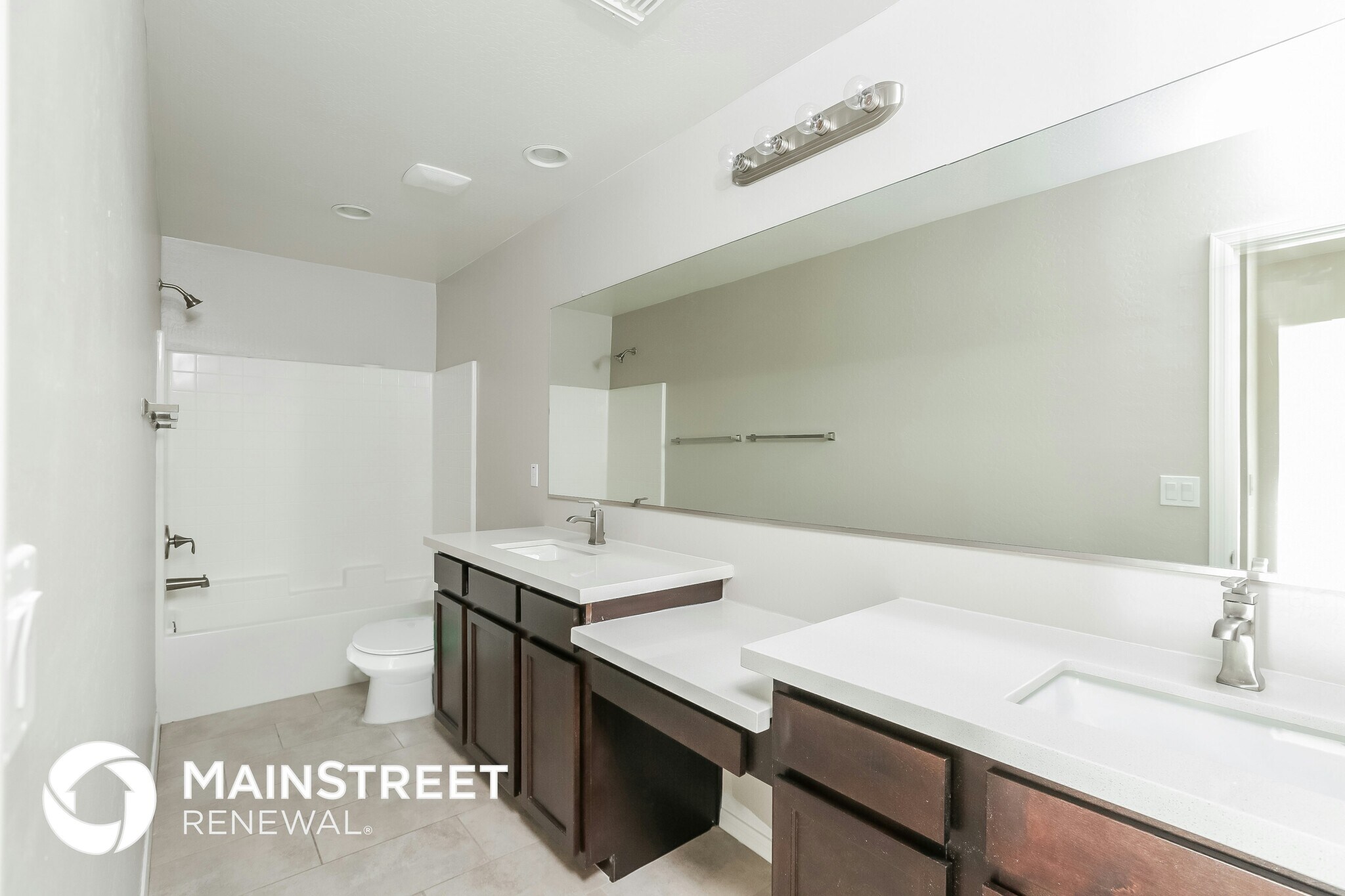 Building Photo - 2000 N 36th St