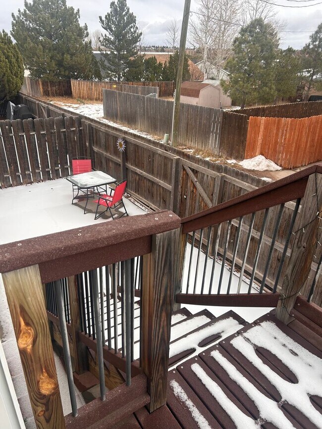 Building Photo - Big, beautiful completely newly remodeled 3 bed 2 bath townhome