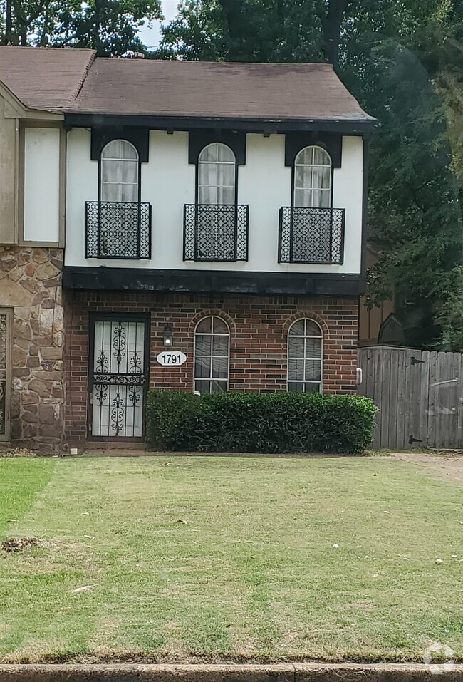 Building Photo - 1791 Grovehaven Cir