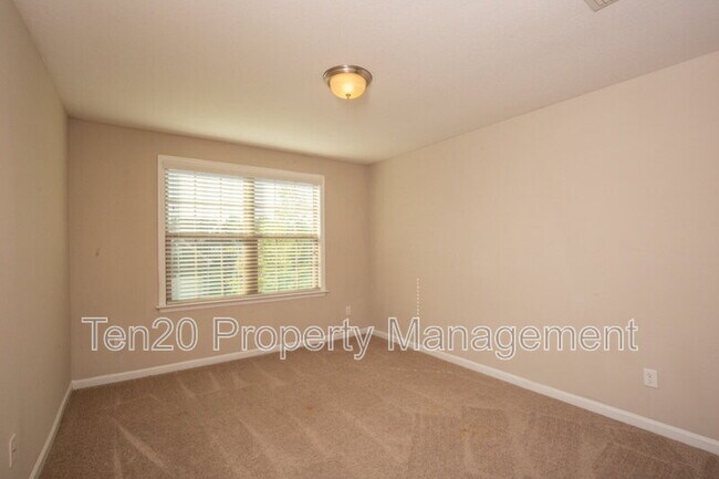 Building Photo - 2510 Ridgewood Way