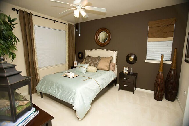 Building Photo - Spacious Comfort with $1,000 Savings!
