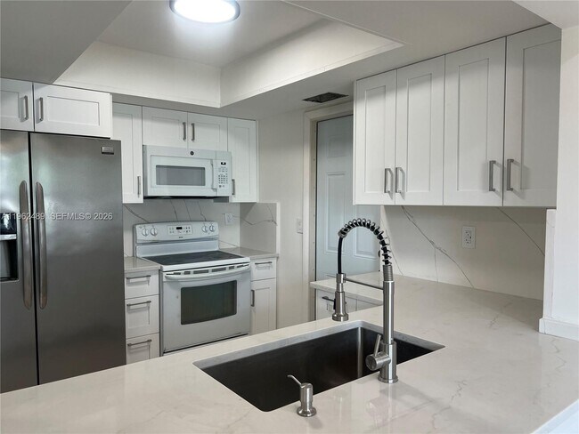 Building Photo - 7313 NW 57th Ct