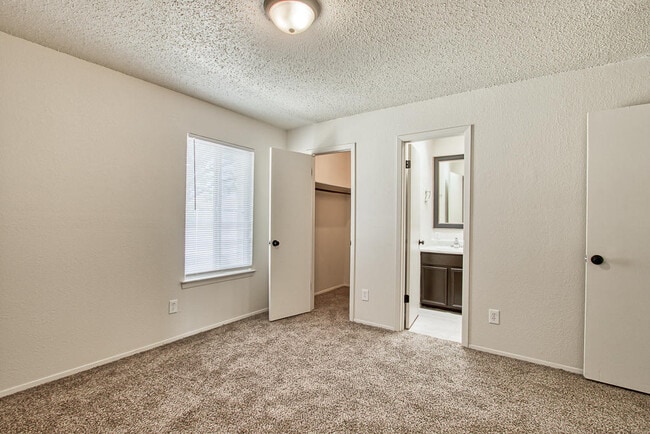 Building Photo - 10720 Mc Allen Pl