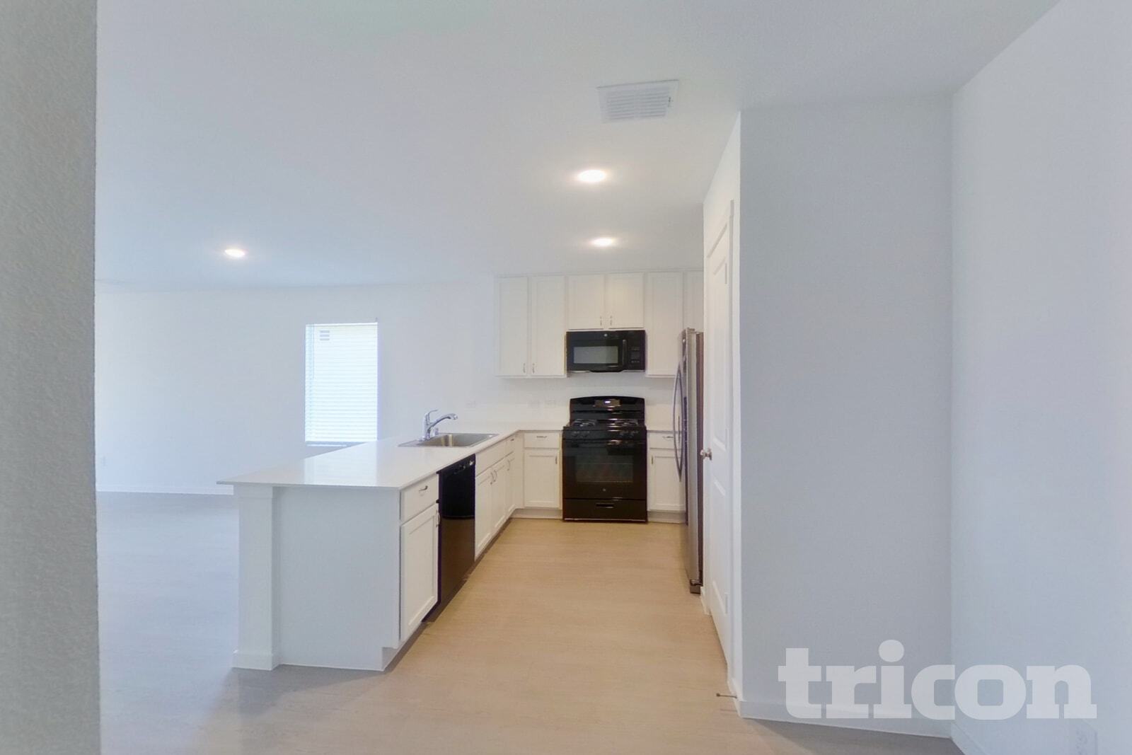 Building Photo - 807 Ginkgo Wy