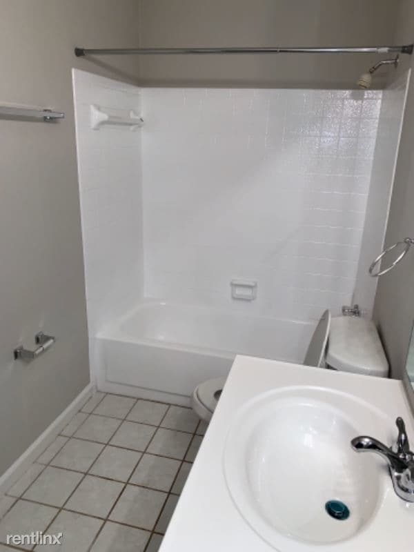 Building Photo - 2 br, 2.5 bath Condo - 50 Willowick ct