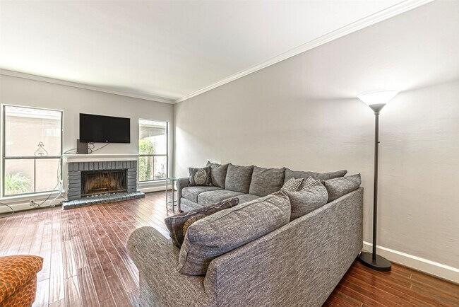 Building Photo - 701 Bering Dr