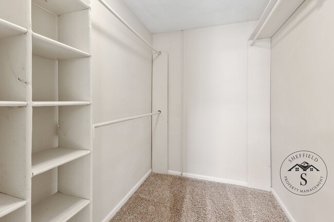 Building Photo - Gorgeous Rental Ready Today!!