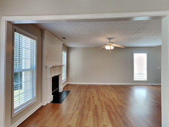 Building Photo - 5731 Bridgeport Ct