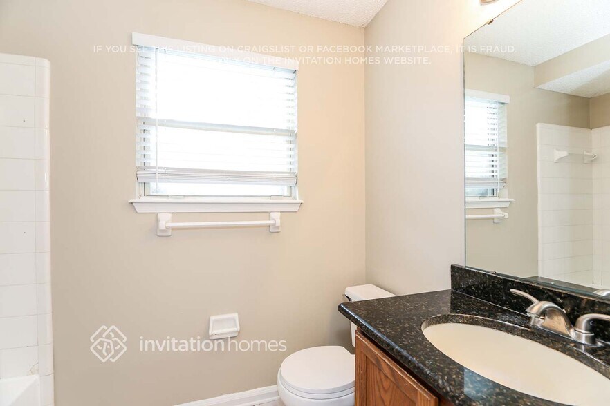 Building Photo - 2743 McCormick Woods Dr