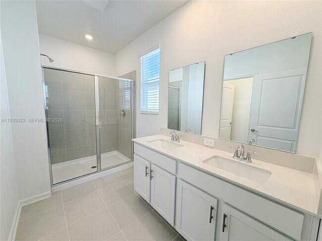 Building Photo - 2513 Spring Tune Aly