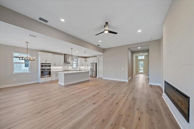 Building Photo - 8387 Windbound Ct