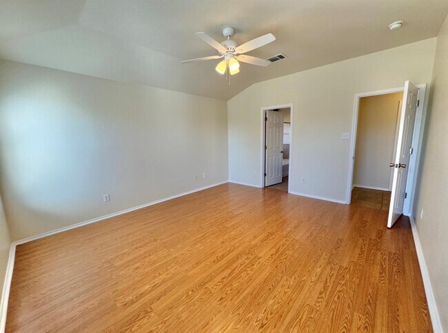 Building Photo - 104 Gettysburg Loop