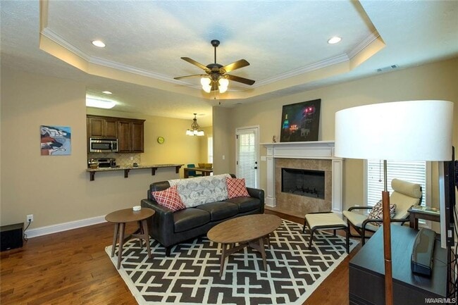 Building Photo - 175 Serene Ln