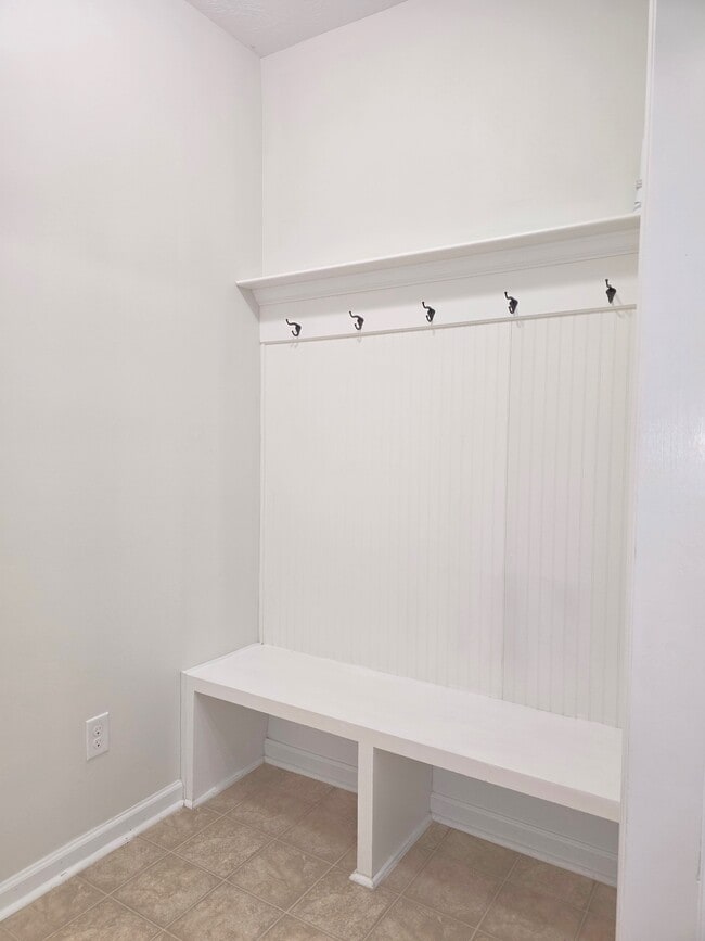 Building Photo - 752 Whitney Pass