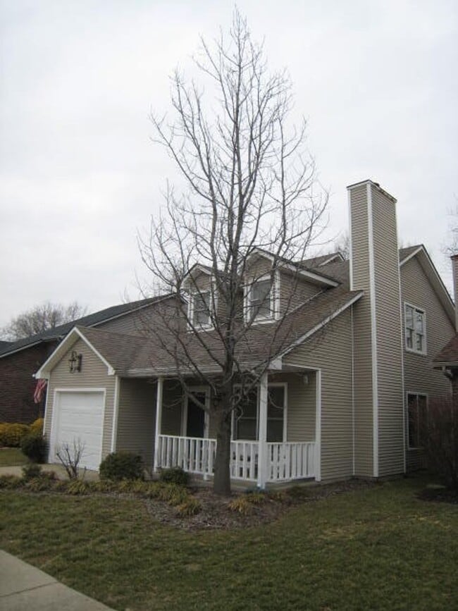 Building Photo - 2 bed + Bonus Room - Great School District...